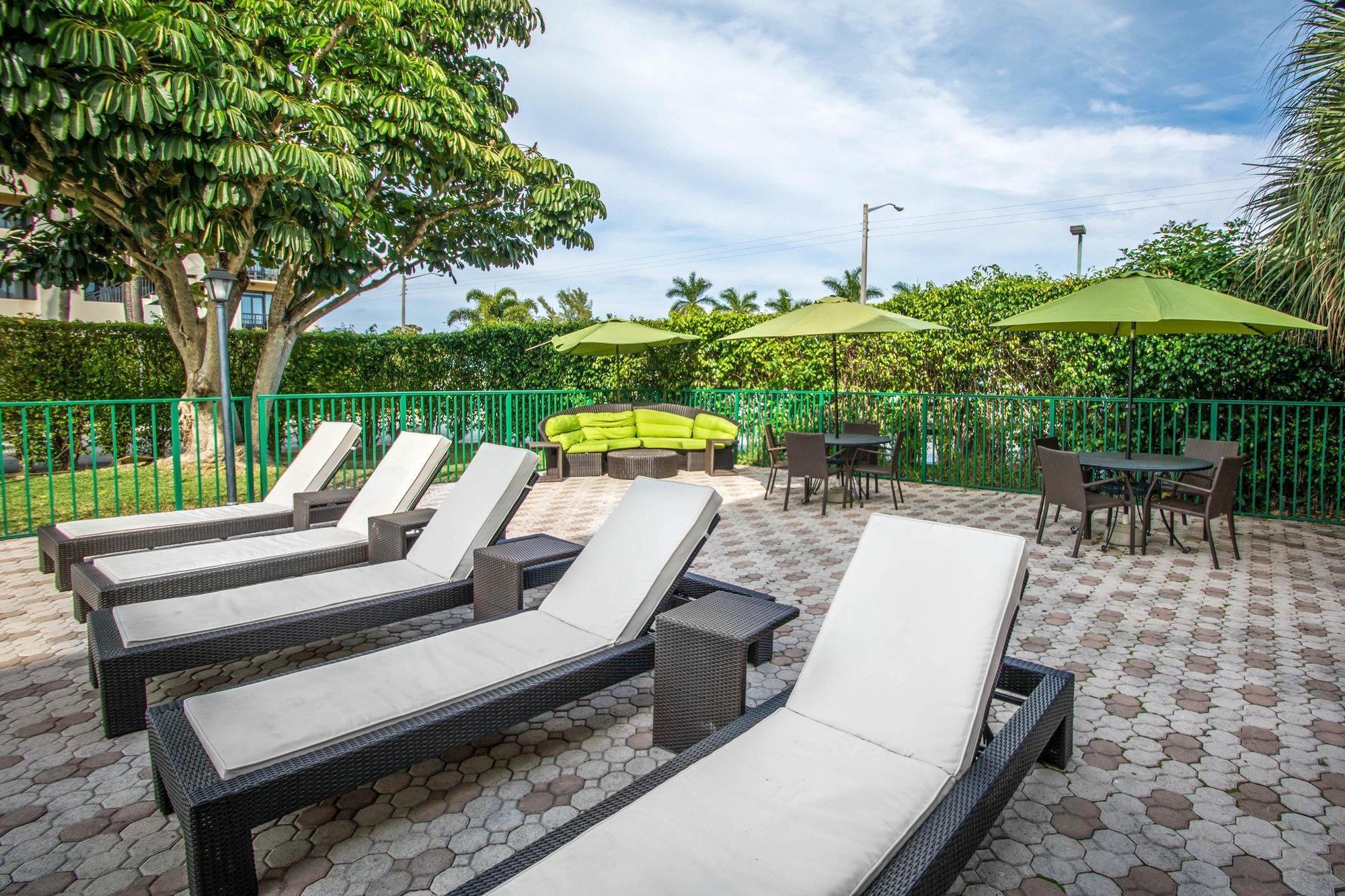 Quality Inn Boca Raton University Area Εξωτερικό φωτογραφία
